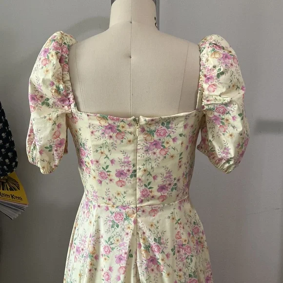 House of CB Cream Floral Puff-Sleeve Midi Dress with Pink & Green Accents - Picture 5 of 9